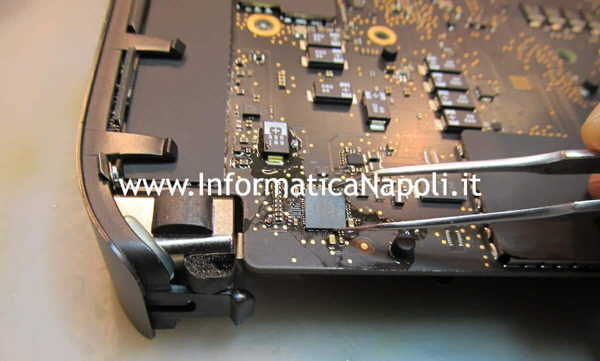 Problemi mancata accensione Apple Mac Mini 2018 A1993 assistenza riparazione Problemi mancata accensione Apple Mac Mini 2018 A1993 assistenza riparazione