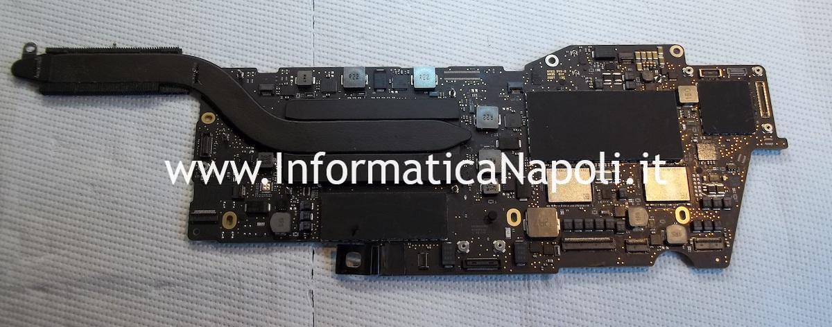 riparazione scheda madre MacBook Pro 13 2020 A2289 con danni da ossido