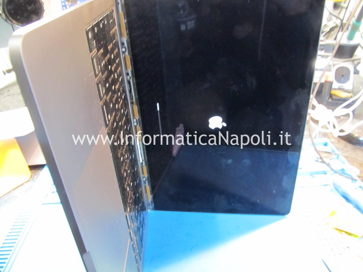 flat danneggiato FlexGate DustGate Apple MacBook Pro 13 2020 M1 A2338 riparato funzionante