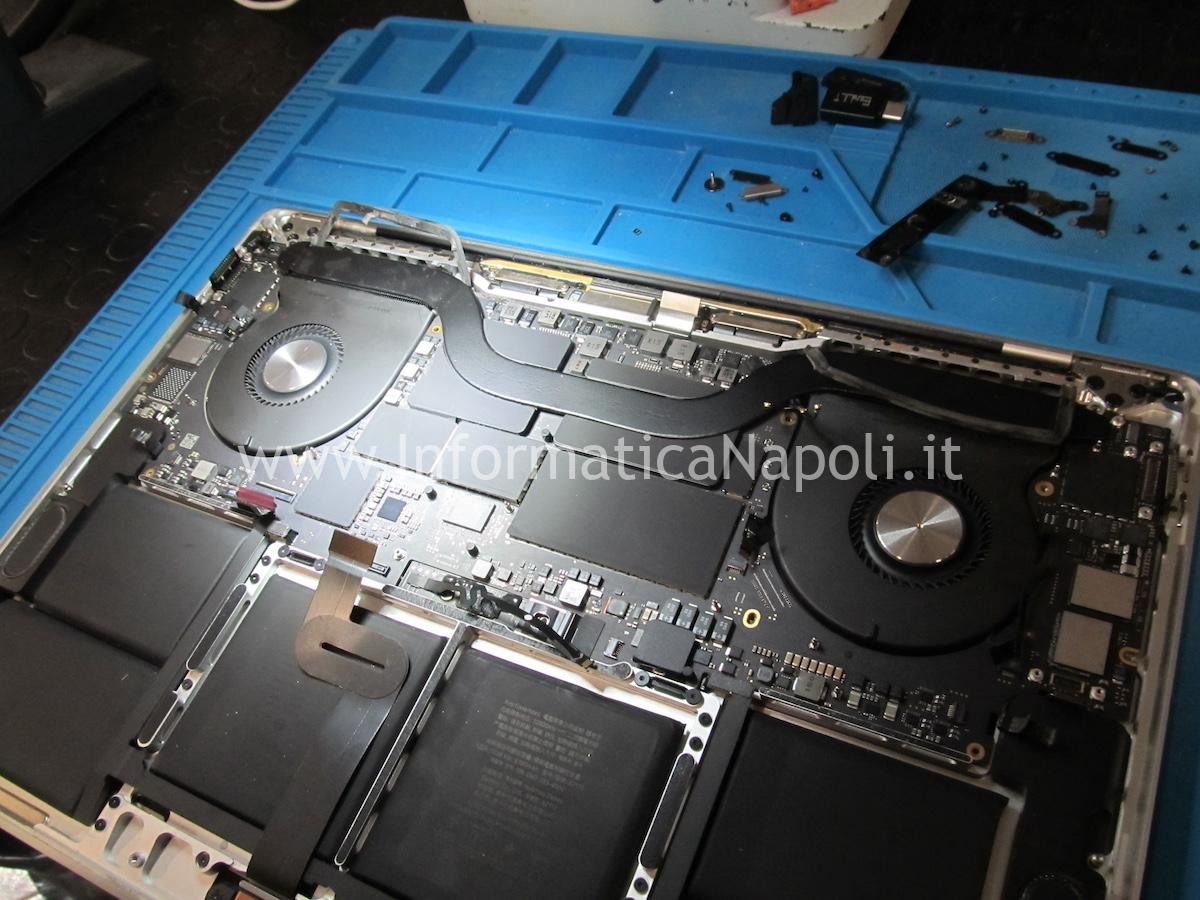 riparazione scheda madre non si accende Apple MacBook Pro 15 2019 A2241 porte usb-c thunderbolt